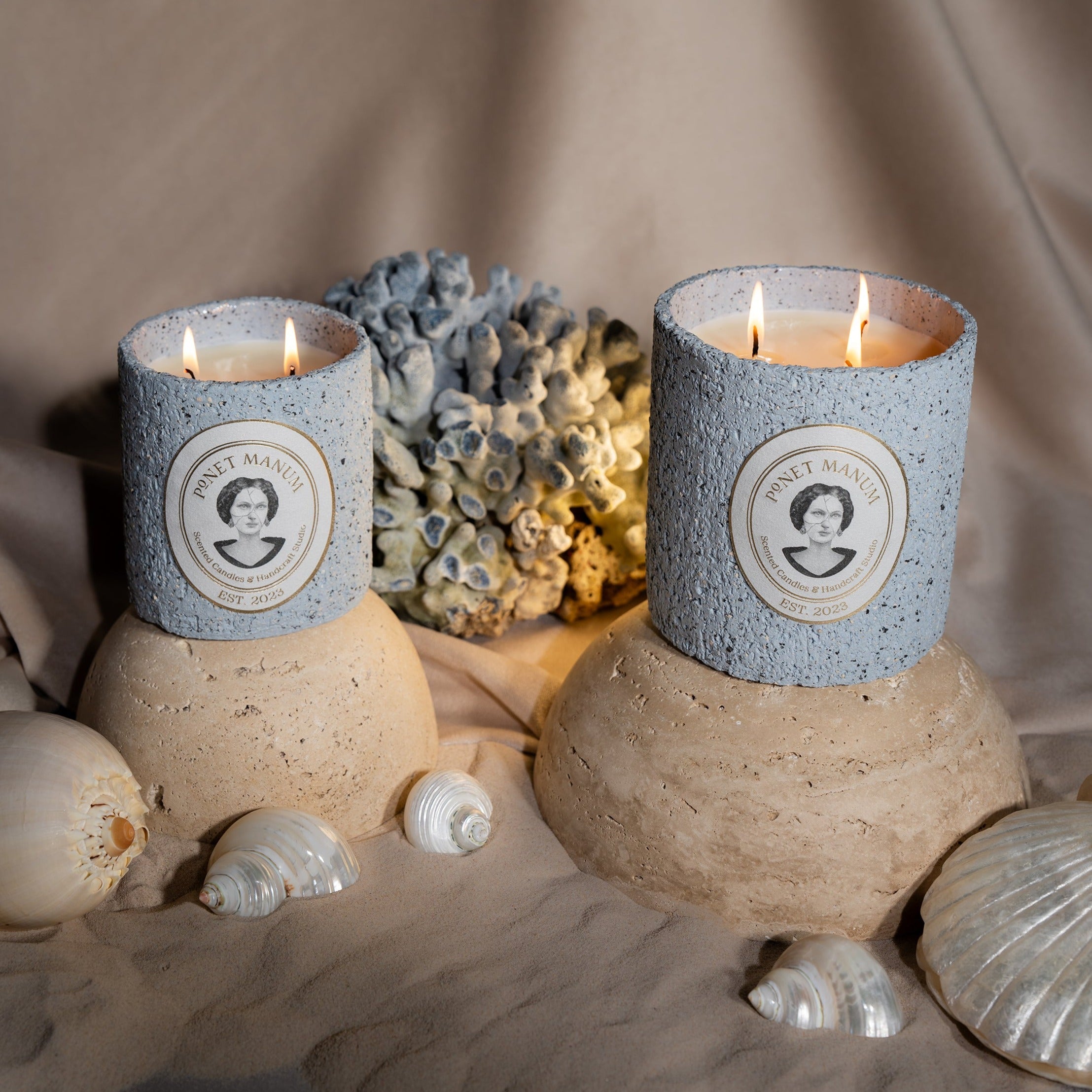 Ponet Manum '' Jasmin Rose '' Bebek Mavisi Büyük Boy Seramik Mum