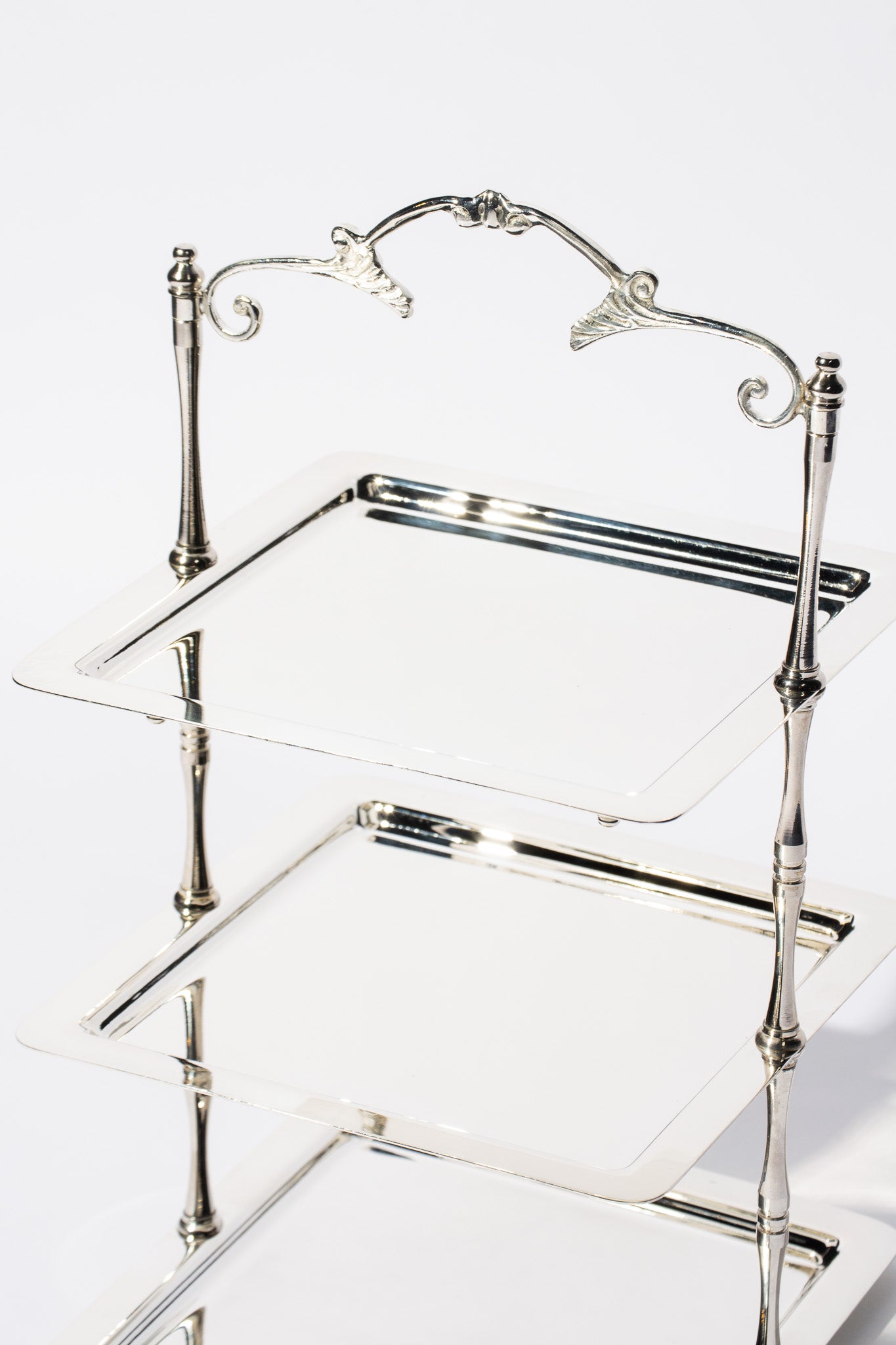 Gümüş Kare 3 Katlı Sunumluk