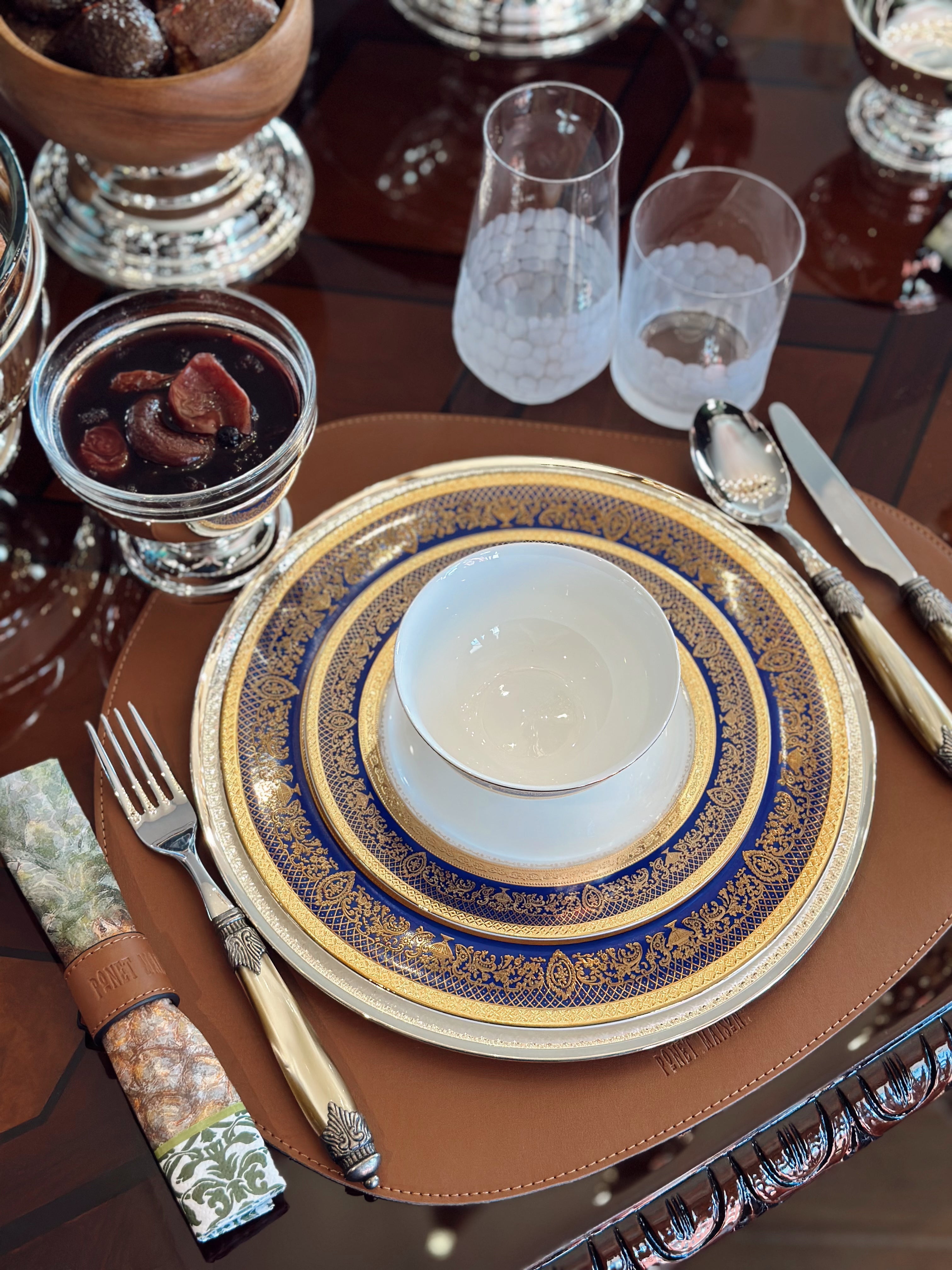 Amorf Deri Çift Taraflı Amerikan Servis (Taba/Vizon)